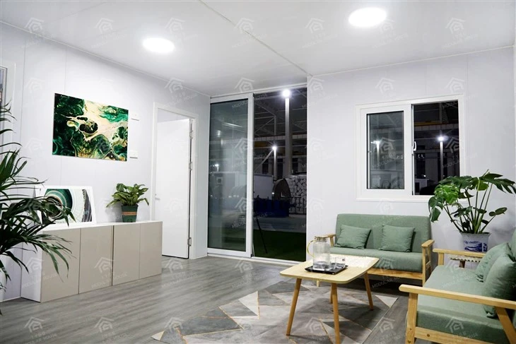 20ft 40ft Expandable Container House With Solar Energy